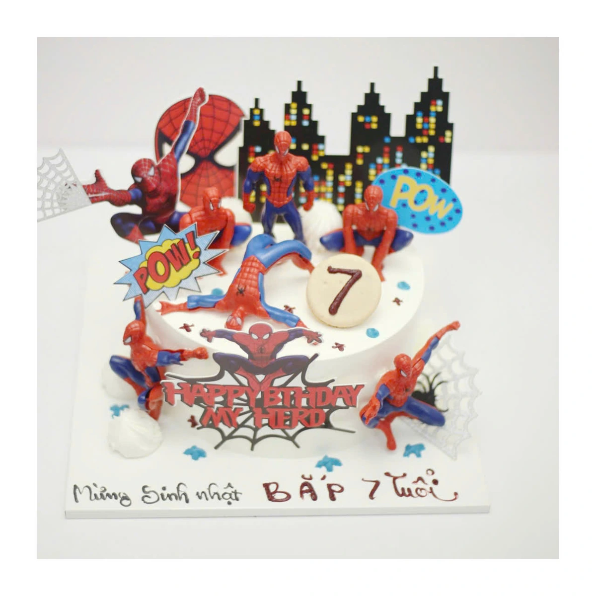 Bánh kem Spider-Man siêu anh hùng 7 tuổi