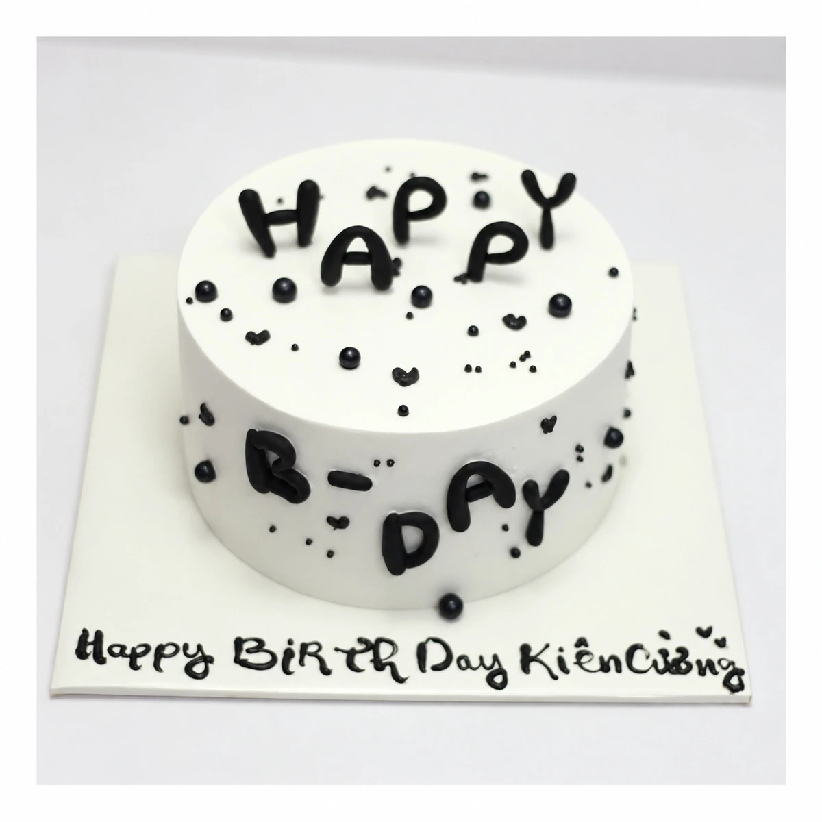 Bánh kem trắng đen Happy B-Day