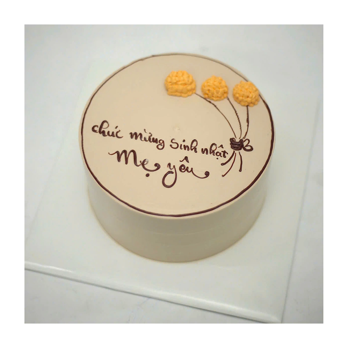 Bánh vẽ tặng mẹ yêu vẽ hoa kem thanh lịch
