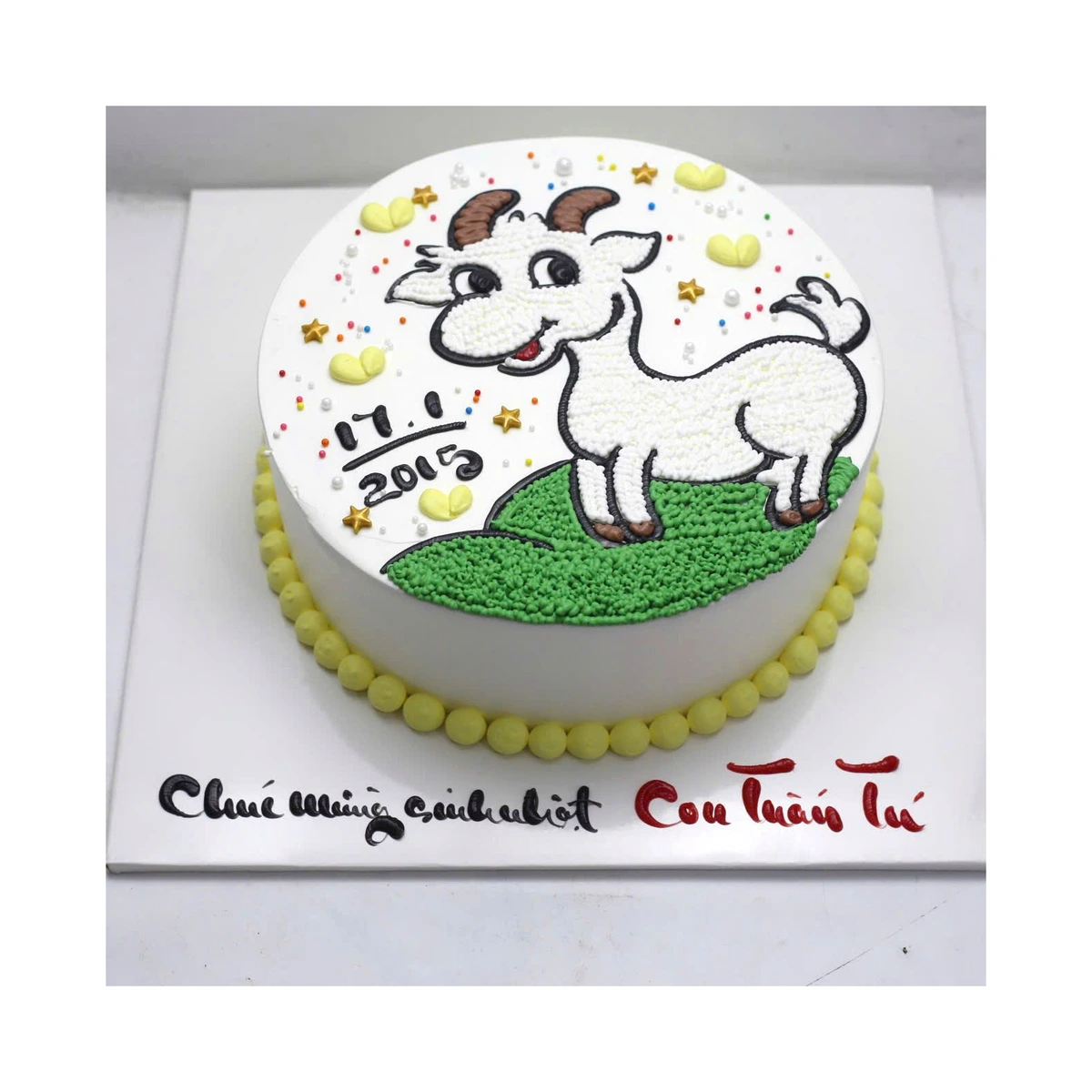Bánh sinh nhật vẽ hình con dê ngộ nghĩnh