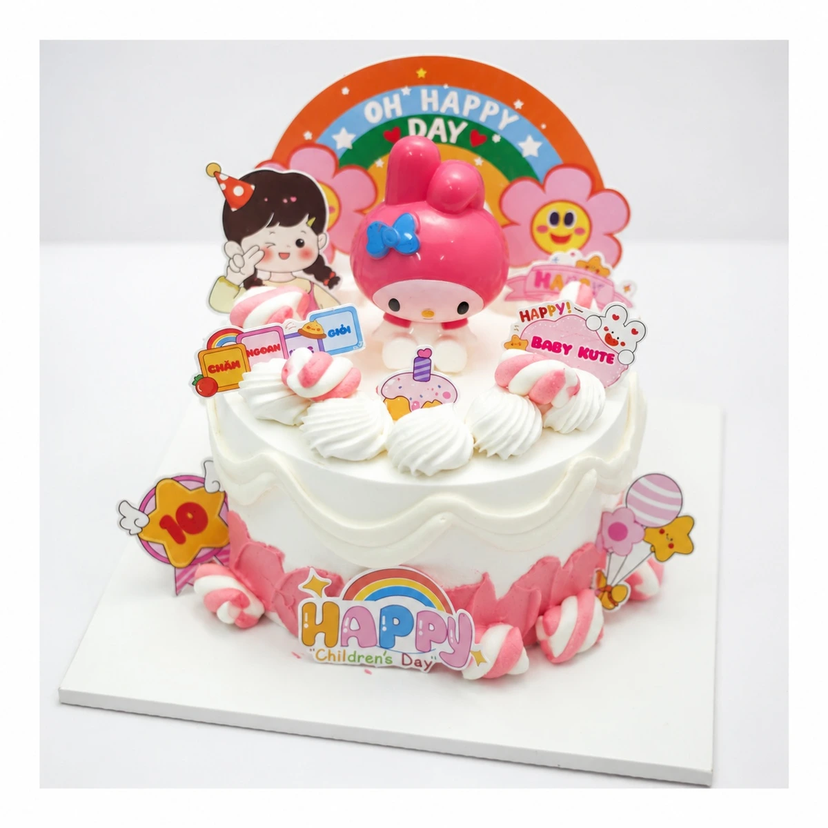 Bánh sinh nhật My Melody sắc màu rực rỡ