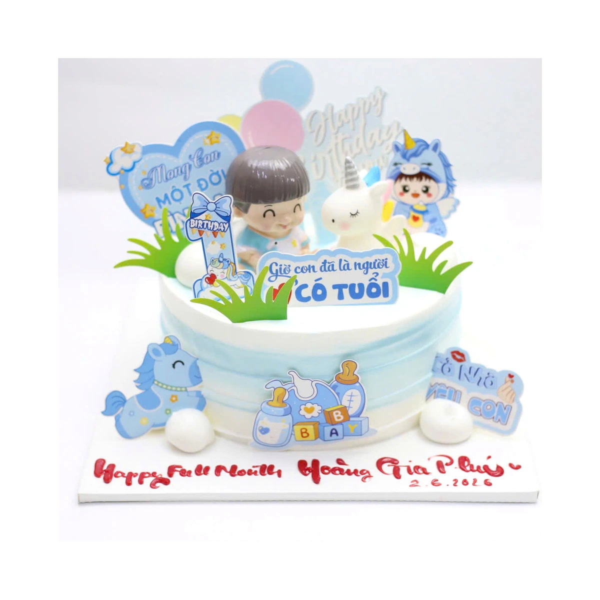 Bánh kem đầy tháng tông xanh dương dễ thương