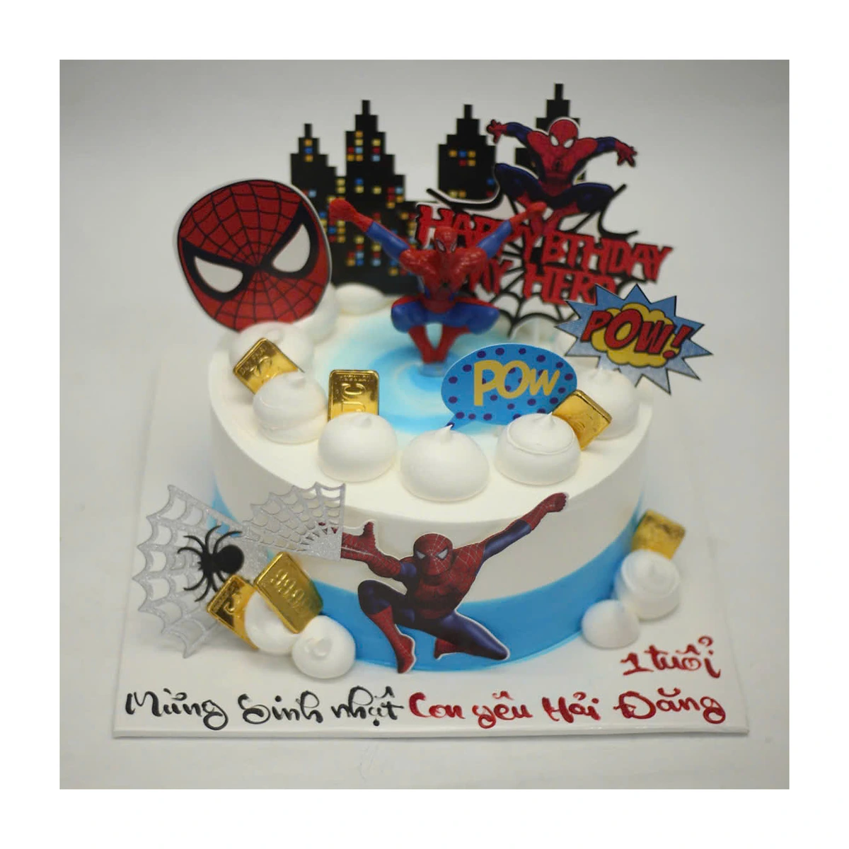 Bánh kem siêu anh hùng Spider-Man năng động