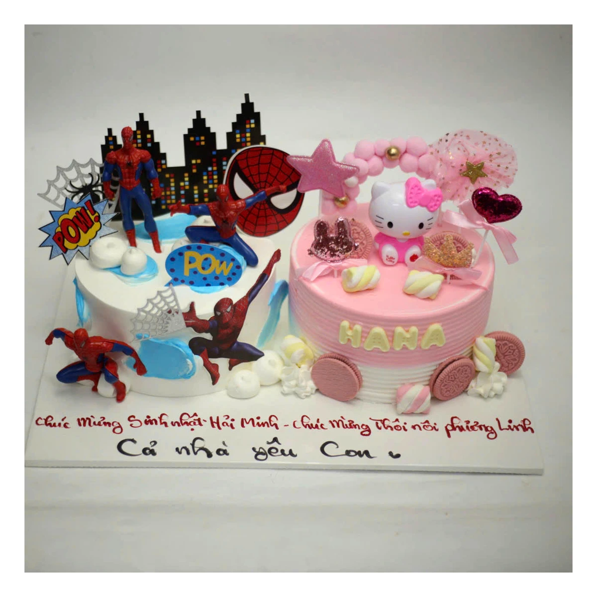 Bánh kem đôi Spider-Man và Hello Kitty ngộ nghĩnh