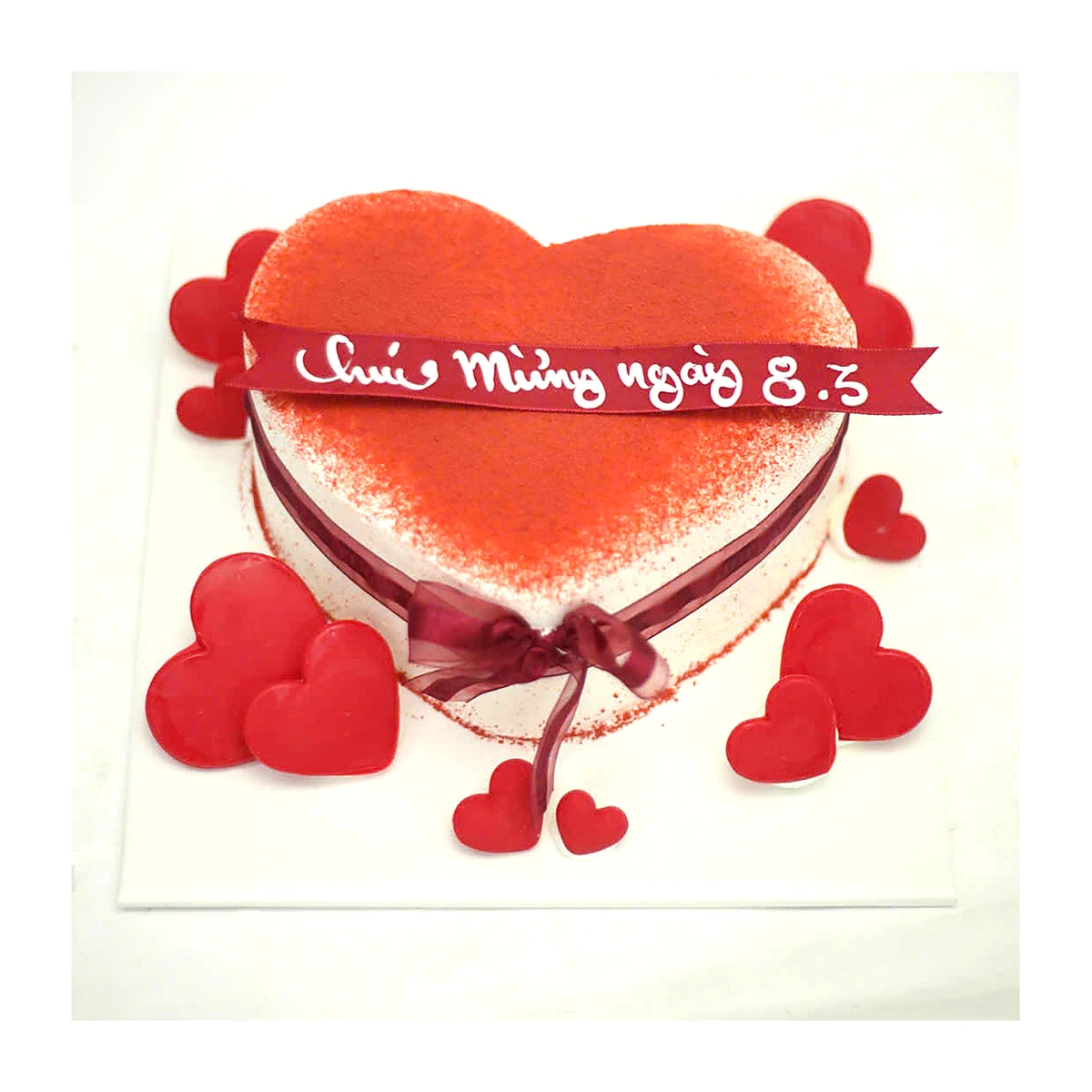 Bánh kem trái tim đỏ Valentine